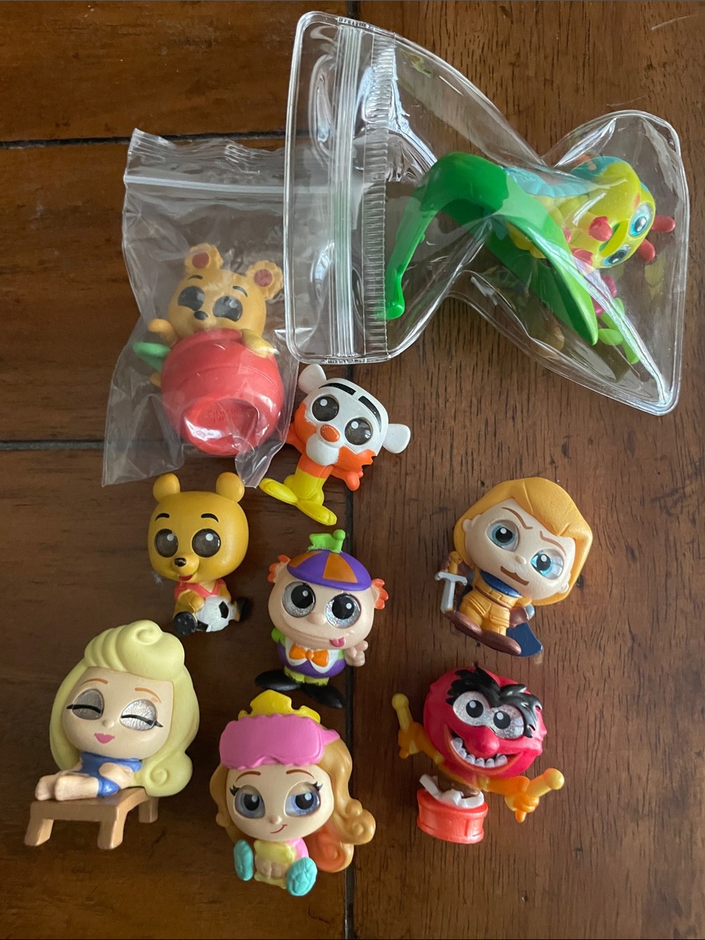 Disney Doorables Colorful Toy Figures - Mixed Characters Lot - Picture 2 of 2